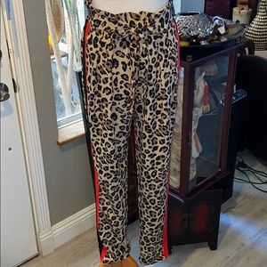 🤎🤎Cheetah Print Pants🤎🤎